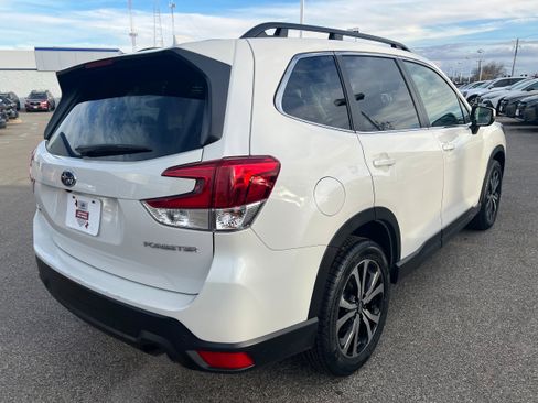 Certified 2022 Subaru Forester Limited image 7