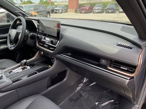 Certified 2026 Toyota Grand Highlander AWD Hybrid image 17