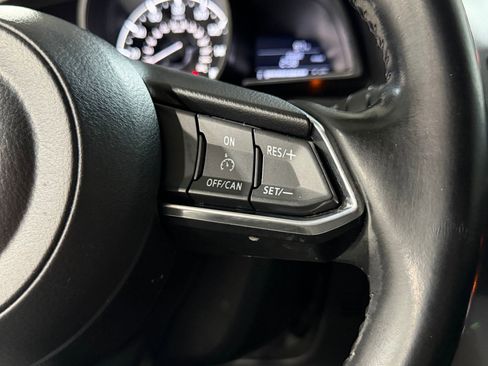 Used 2018 MAZDA MAZDA3 Touring FWD image 24