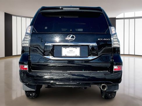 Used 2023 Lexus GX 460 Premium w/ Premium Package image 4