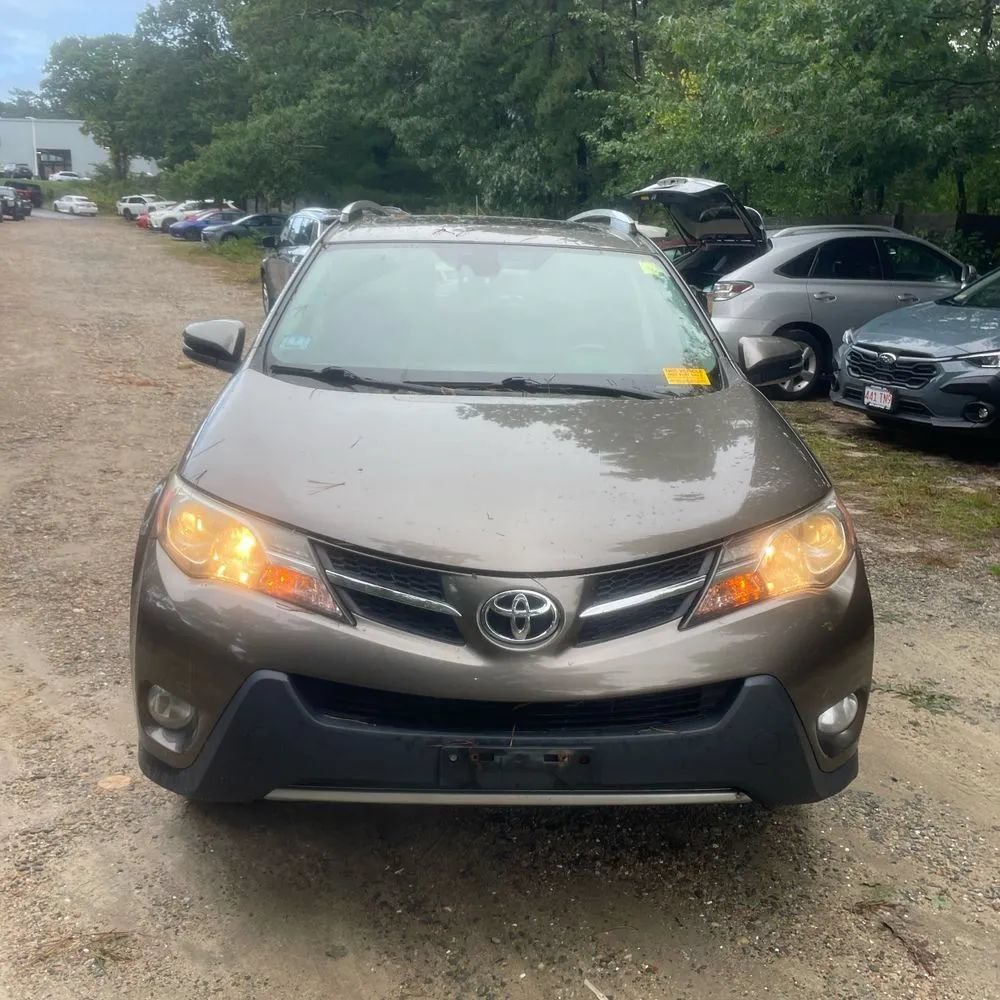 Used 2015 Toyota RAV4 Limited w/ Technology Package AWD/4WD image 15