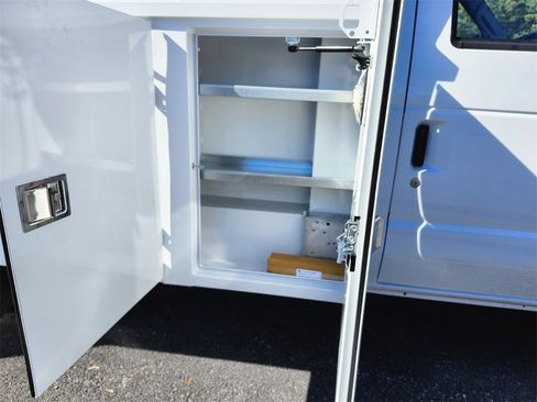 New 2026 Ford E-350 and Econoline 350 Super Duty w/ Power Equipment Group image 11