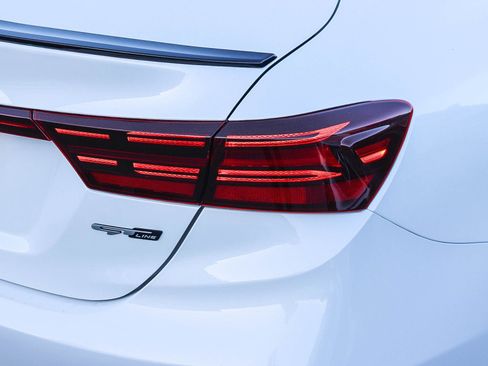 Used 2023 Kia Forte GT-Line w/ GT-Line Technology Package image 10