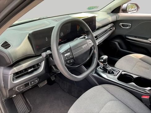 Used 2025 Kia K4 FWD image 19