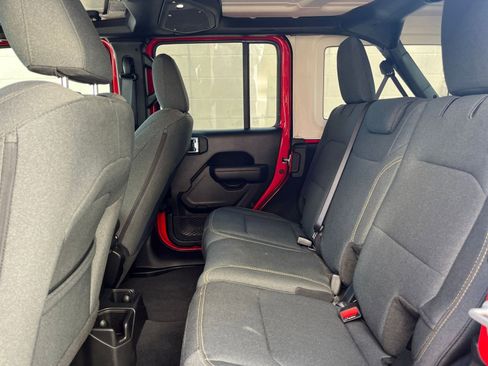 Used 2025 Jeep Wrangler Sport S image 24