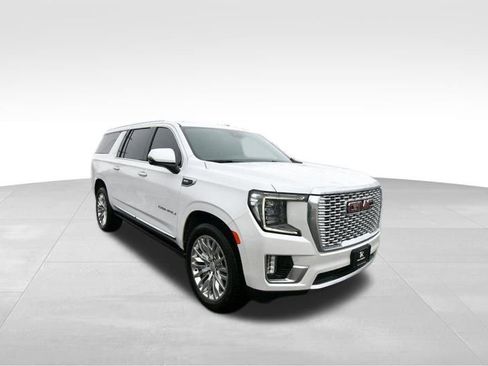 Used 2023 GMC Yukon XL Denali RWD image 20
