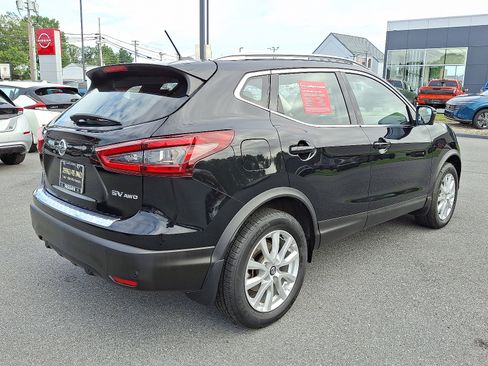 Certified 2022 Nissan Rogue Sport SV w/ Technology Package image 8