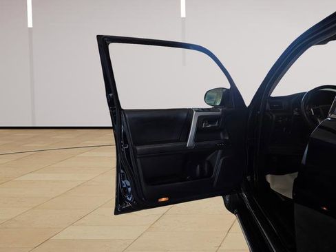 Used 2020 Toyota 4Runner Limited image 10
