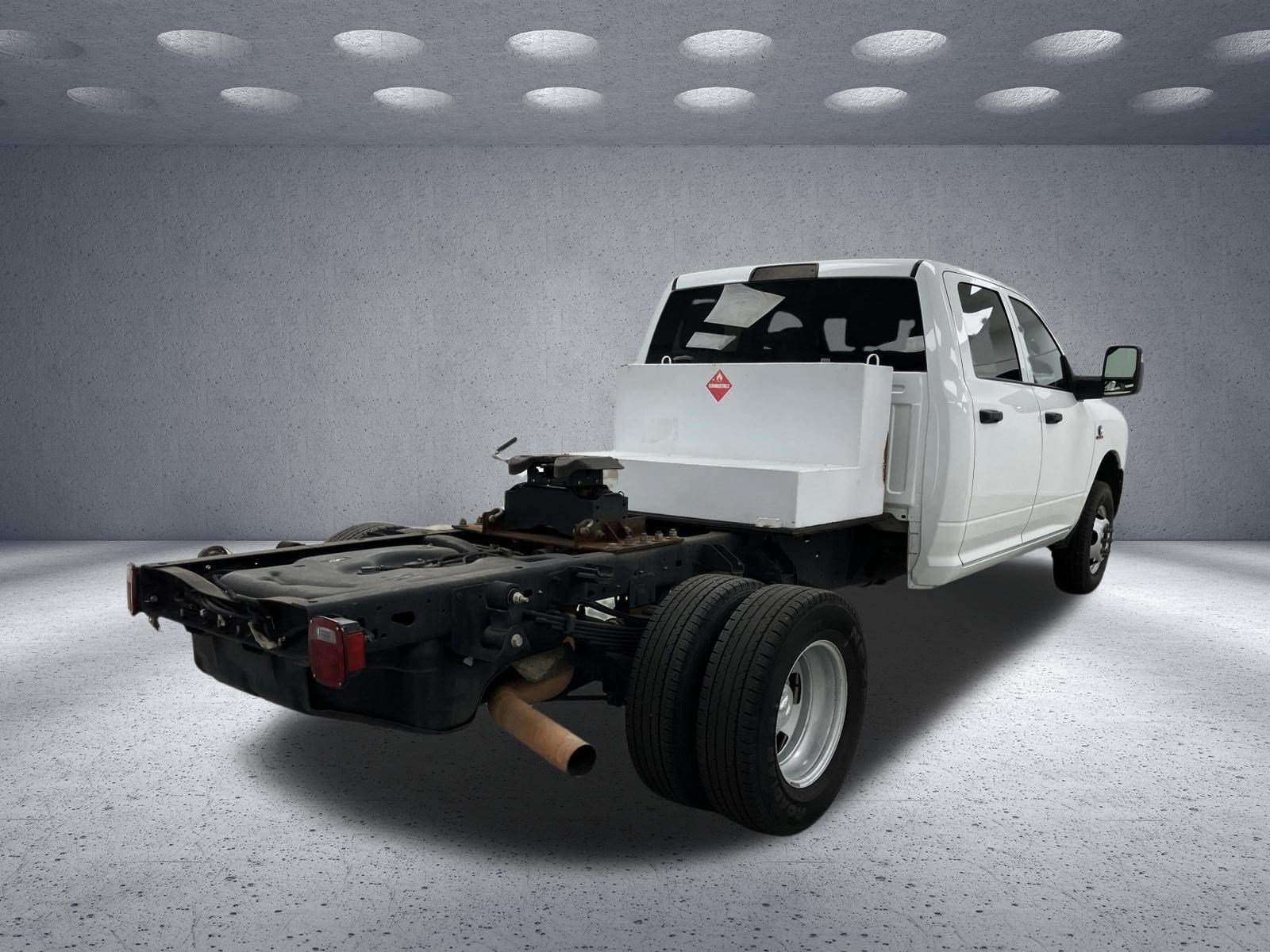 Used 2024 RAM 3500 Tradesman AWD/4WD image 5