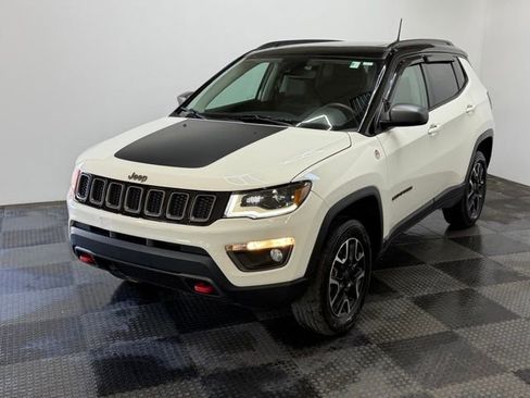 Used 2021 Jeep Compass Trailhawk w/ Sun and Sound Group AWD/4WD image 5