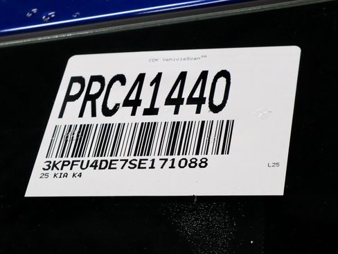 Used 2025 Kia K4 EX image 33