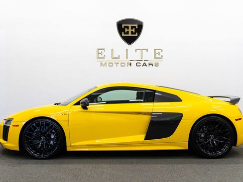 Used 2018 Audi R8 V10 plus AWD/4WD image 2