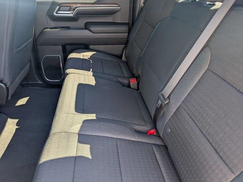 Used 2022 Chevrolet Silverado 1500 LT AWD/4WD image 13