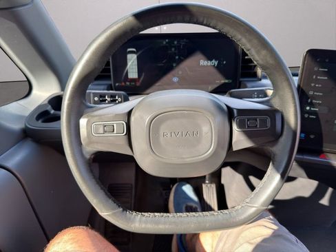 Used 2024 Rivian Delivery 500 FWD image 12