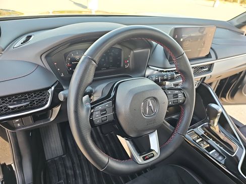 Used 2025 Acura ADX A-Spec image 16