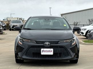 Used 2020 Toyota Corolla LE video 2