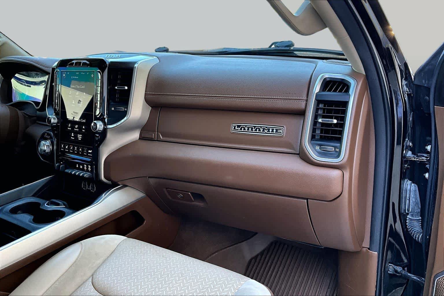Used 2021 RAM 1500 Laramie w/ Laramie Southwest Edition RWD image 17