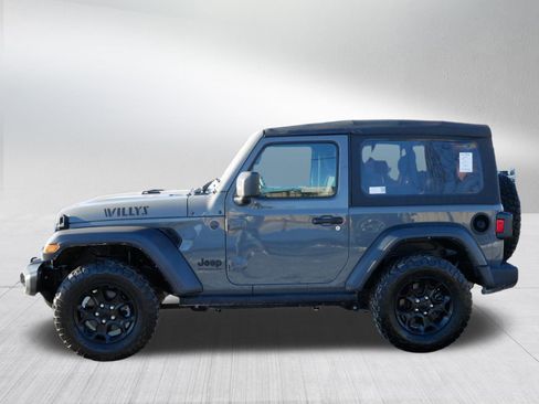 Used 2023 Jeep Wrangler Sport image 4