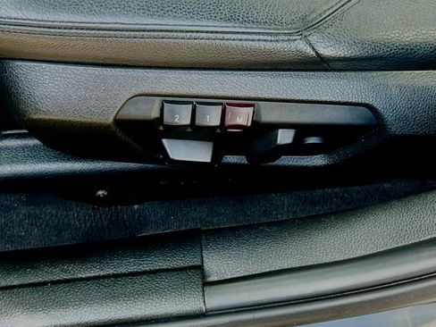 Used 2014 BMW 320i Sedan image 34