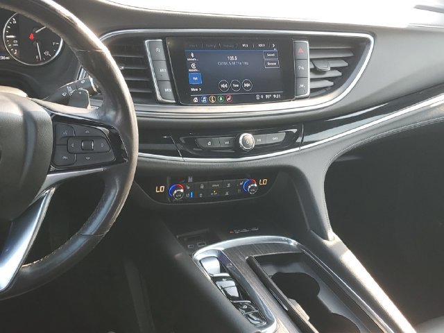 Certified 2022 Buick Enclave Avenir w/ Avenir Technology Package AWD/4WD image 15