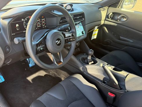 New 2025 Nissan Z Performance w/ Floor Mat Package image 13