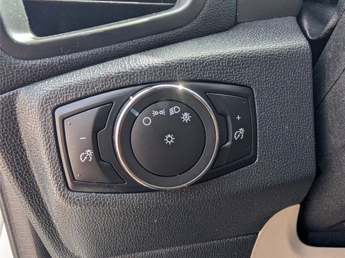 Used 2018 Ford EcoSport S image 32