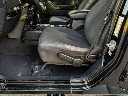 Used 2016 Jeep Wrangler Unlimited Sport w/ Quick Order Package 24S image 23