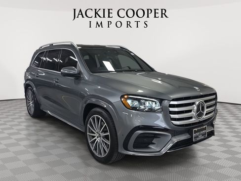 Certified 2025 Mercedes-Benz GLS 450 4MATIC image 3