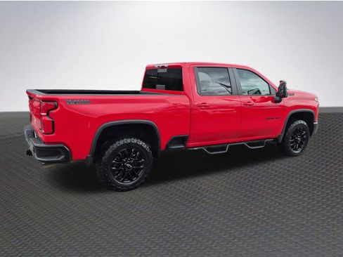 Used 2025 Chevrolet Silverado 2500 LT w/ Trail Boss Package AWD/4WD image 5