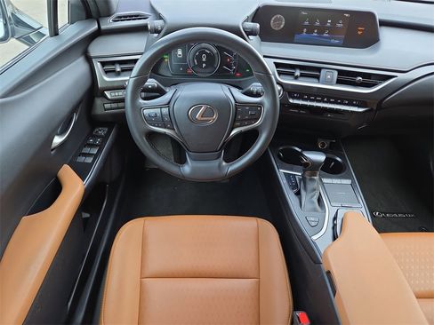Used 2022 Lexus UX 250h image 15