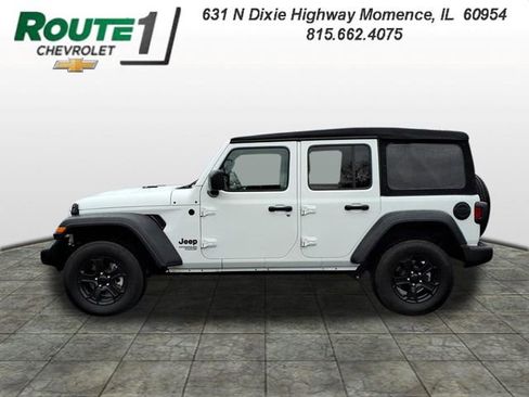 Used 2021 Jeep Wrangler Unlimited Sport AWD/4WD image 2