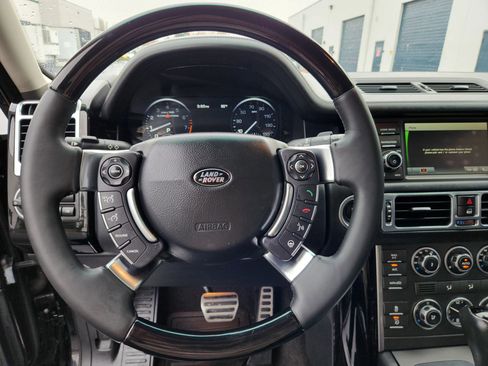 Used 2011 Land Rover Range Rover Supercharged image 9