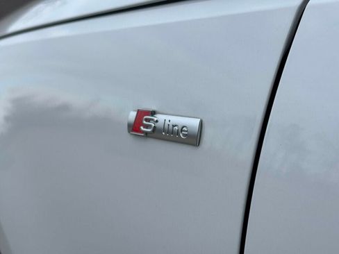 Used 2018 Audi A4 2.0T Premium w/ Convenience Package image 23