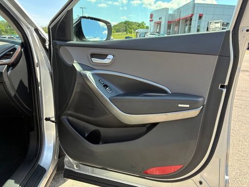 Used 2017 Hyundai Santa Fe Sport AWD/4WD image 41
