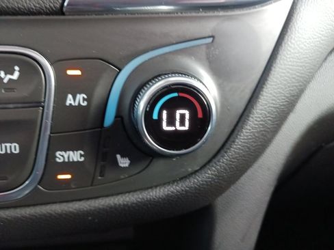 Used 2024 Chevrolet Equinox LT AWD/4WD image 25