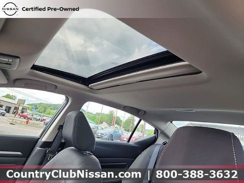 Certified 2023 Nissan Altima 2.5 SV w/ SV Premium Package FWD image 13