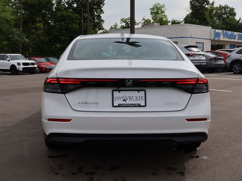 Certified 2023 Honda Accord EX image 6