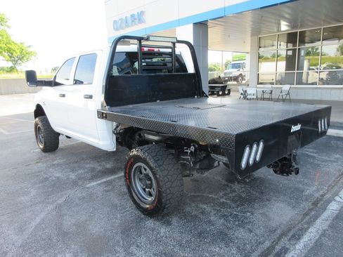 Used 2018 RAM 2500 Tradesman AWD/4WD image 3