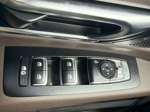 Used 2021 Kia Telluride SX w/ Towing Package FWD image 18