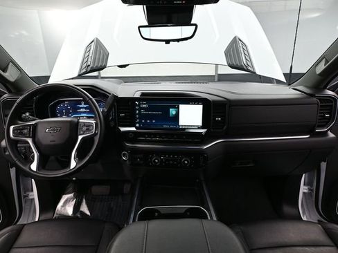 Used 2024 Chevrolet Silverado 2500 LTZ w/ LTZ Plus Package image 30