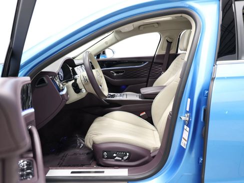 Used 2022 Bentley Flying Spur V8 AWD/4WD image 19