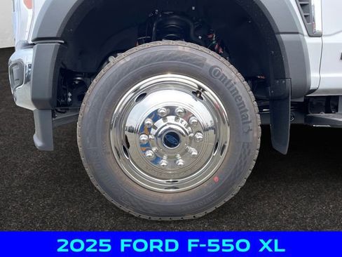 New 2025 Ford F550 4x4 Regular Cab Super Duty w/ XL Chrome Package image 13