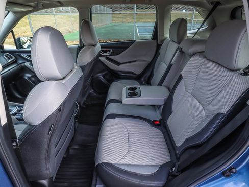 Used 2021 Subaru Forester Premium w/ Popular Package #1 image 40