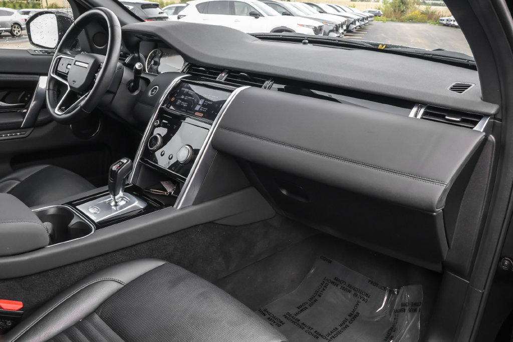 Used 2023 Land Rover Discovery Sport SE AWD/4WD image 36