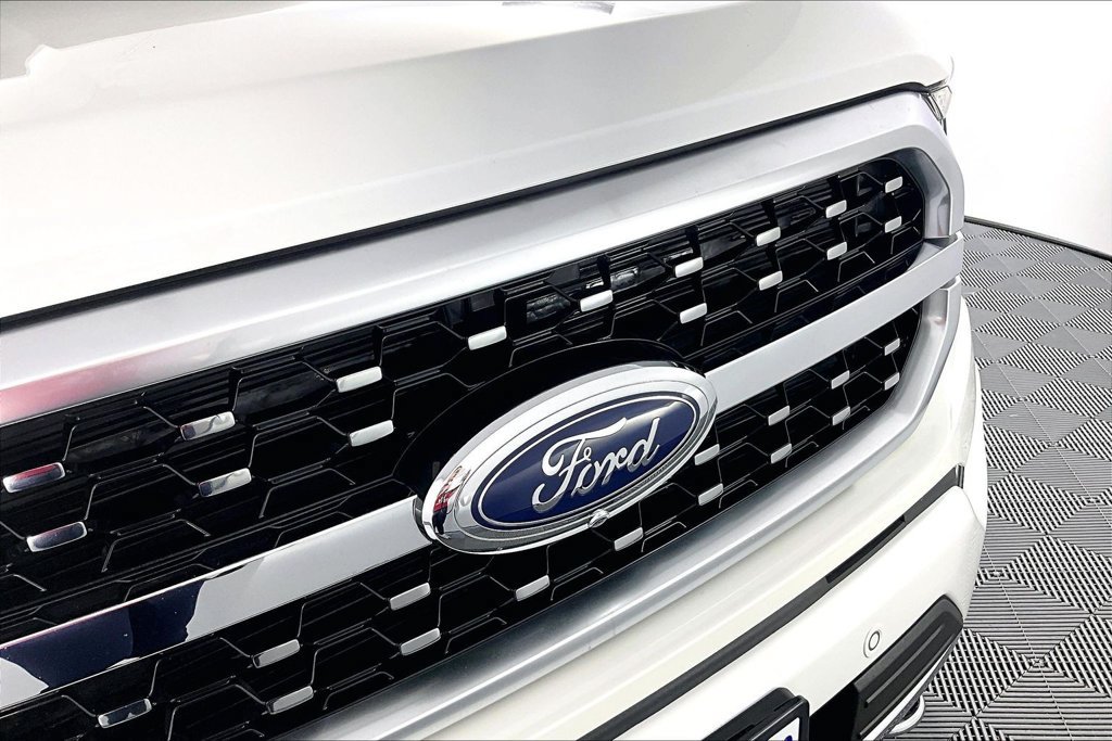Used 2023 Ford F150 Platinum w/ Equipment Group 701A High AWD/4WD image 30