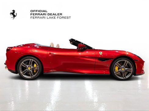 Certified 2023 Ferrari Portofino M image 9
