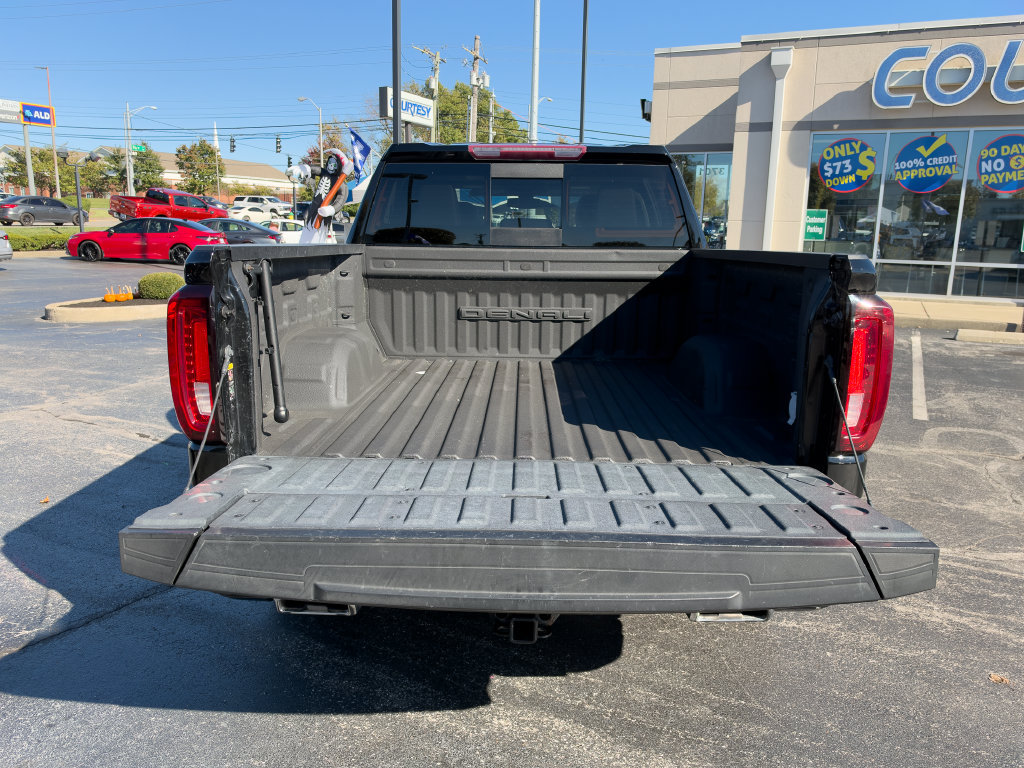 Used 2022 GMC Sierra 1500 Denali w/ Denali Premium Package AWD/4WD image 16