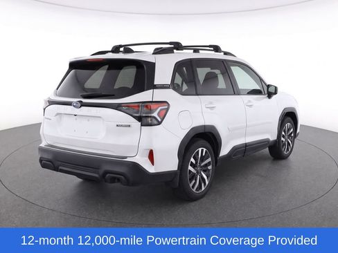 Used 2025 Subaru Forester Touring AWD/4WD image 4