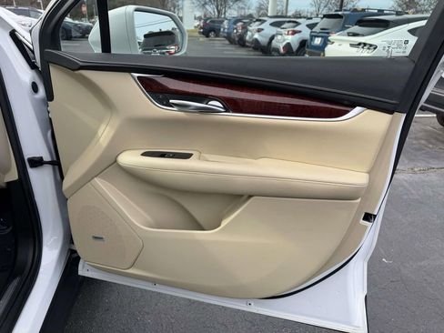 Used 2019 Cadillac XT5 Luxury image 10