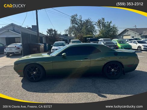 Used 2018 Dodge Challenger SXT Plus image 8